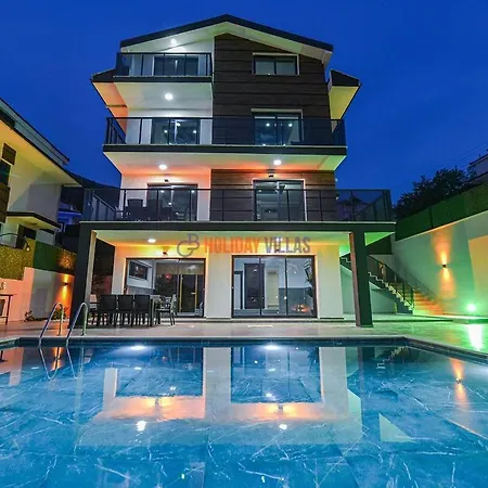 Villa Sea Esta 4 *